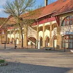 Strand Apartman *