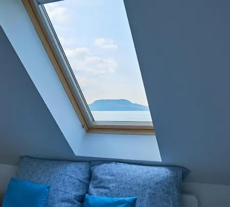 Strand Apartman