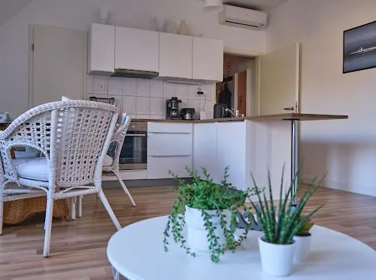 شقة Strand Apartman Fonyód